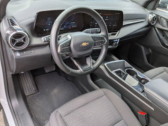 Used 2025 Chevrolet Equinox LT FWD image 11