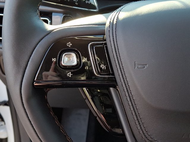New 2026 Lincoln Aviator AWD image 18