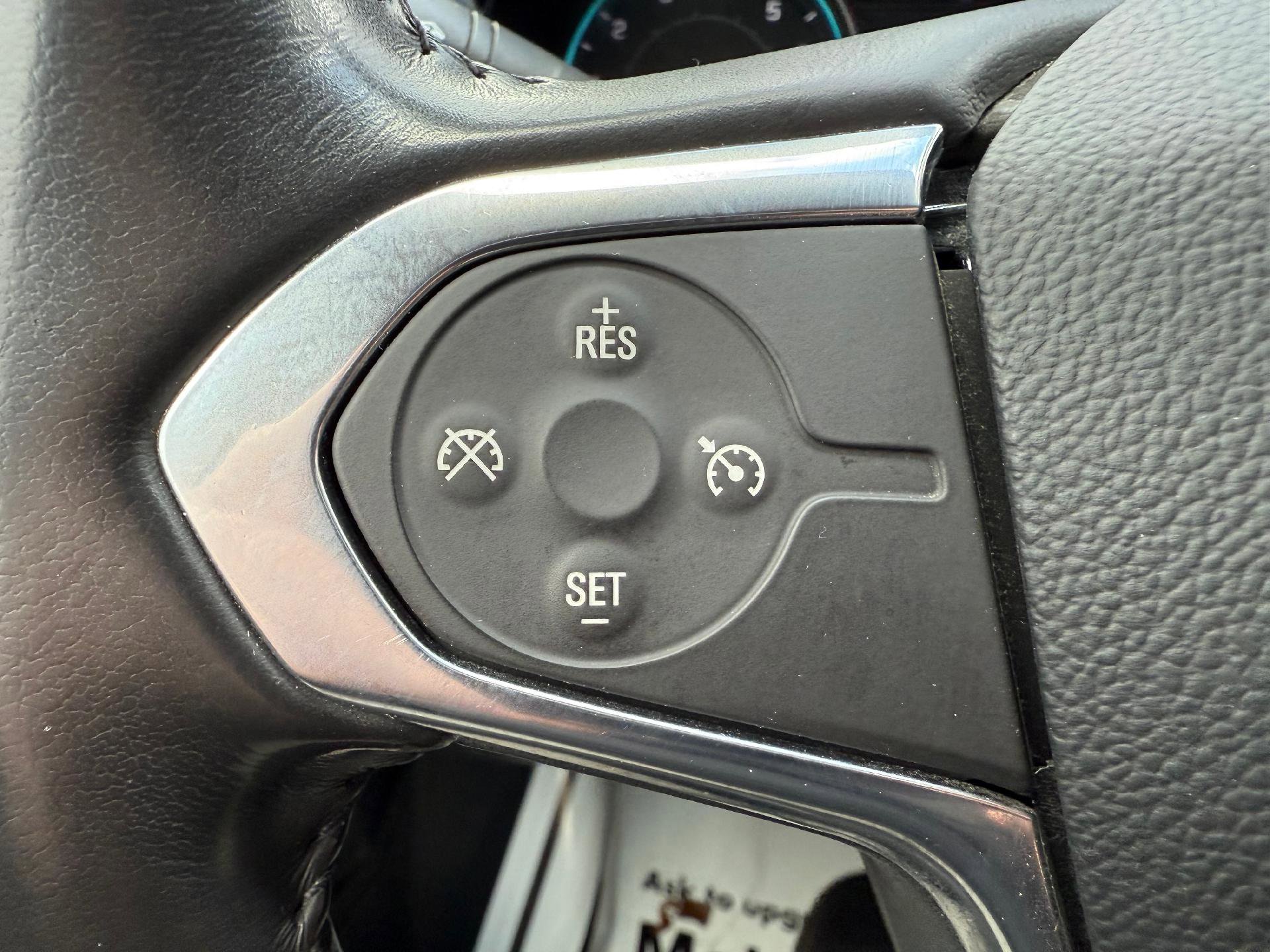 Certified 2020 Chevrolet Traverse LT AWD/4WD image 19