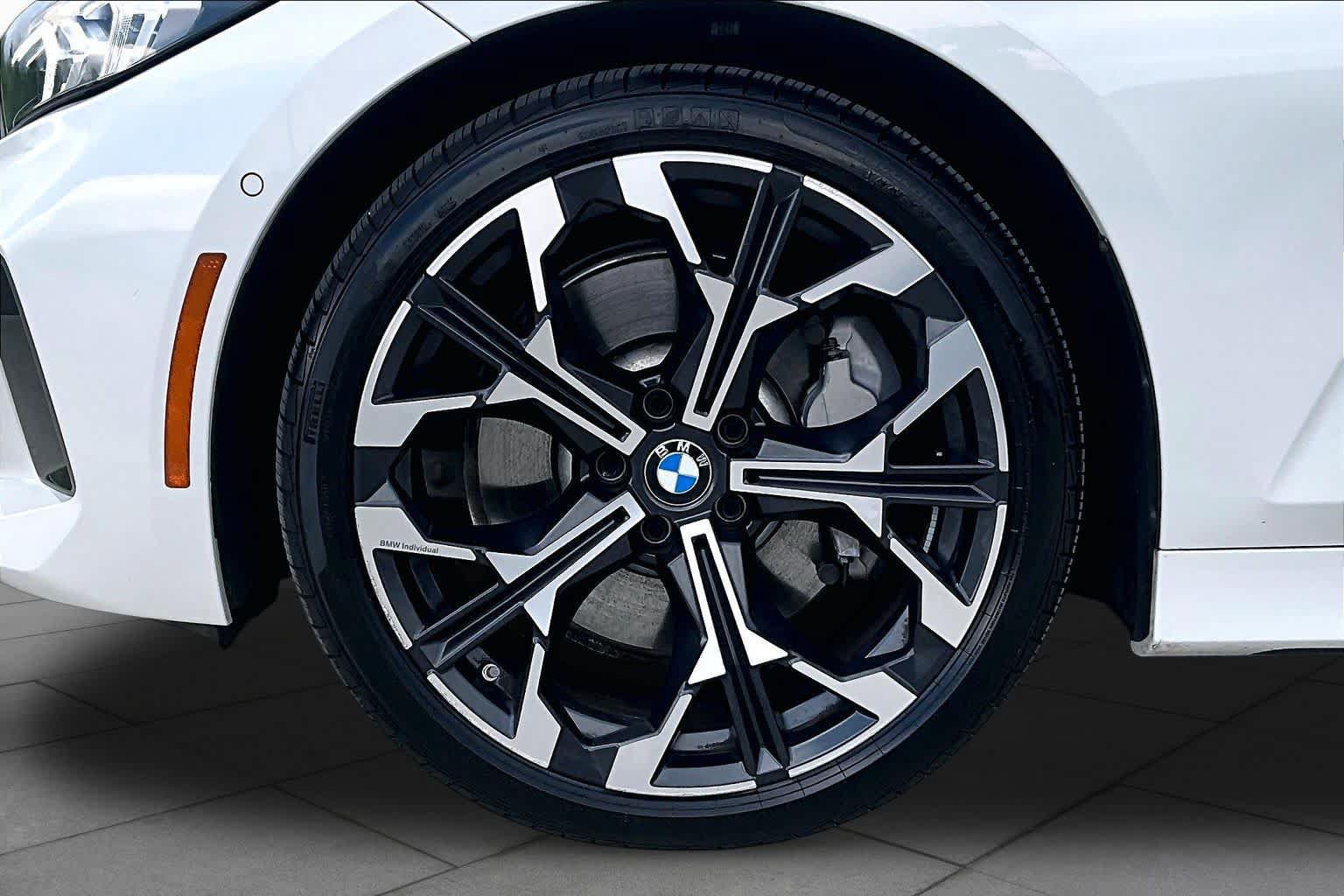 Used 2025 BMW 330i Sedan RWD image 10
