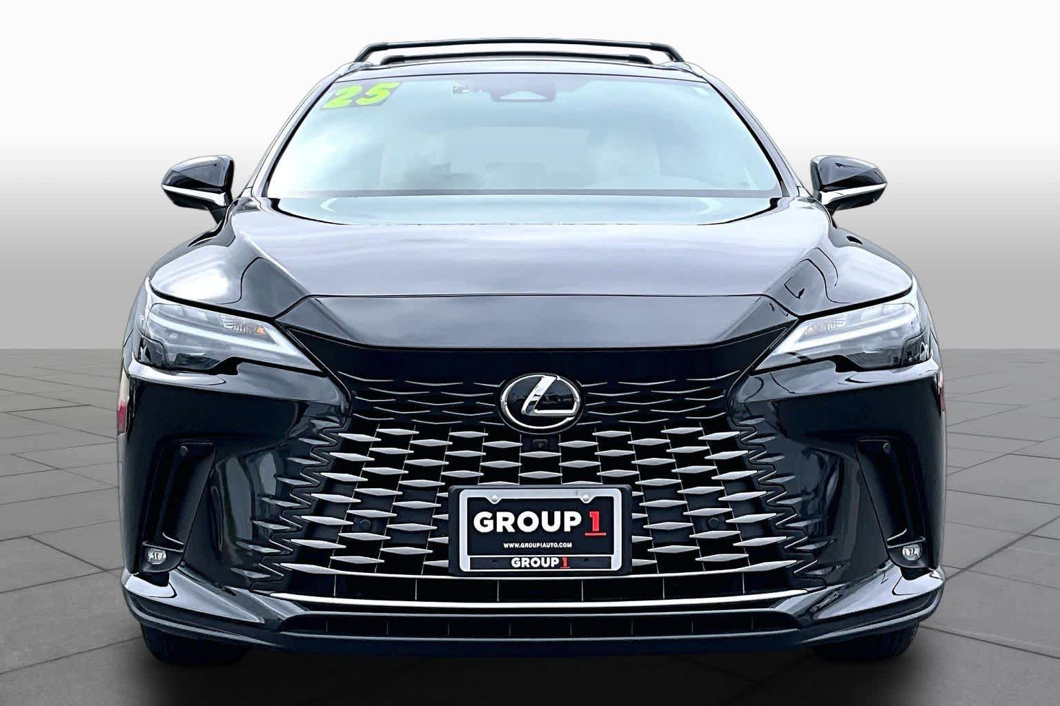 Used 2025 Lexus RX 350h AWD/4WD image 4