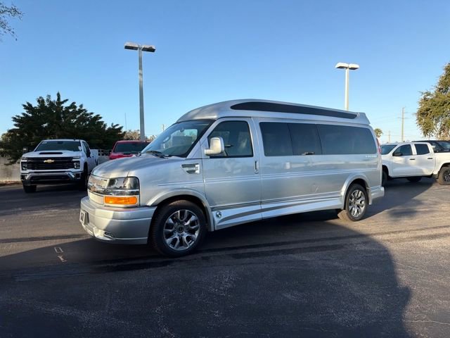 New 2025 Chevrolet Express 2500 Work Van 3D Extended Cargo Van w/ Driver Convenience Package image 3