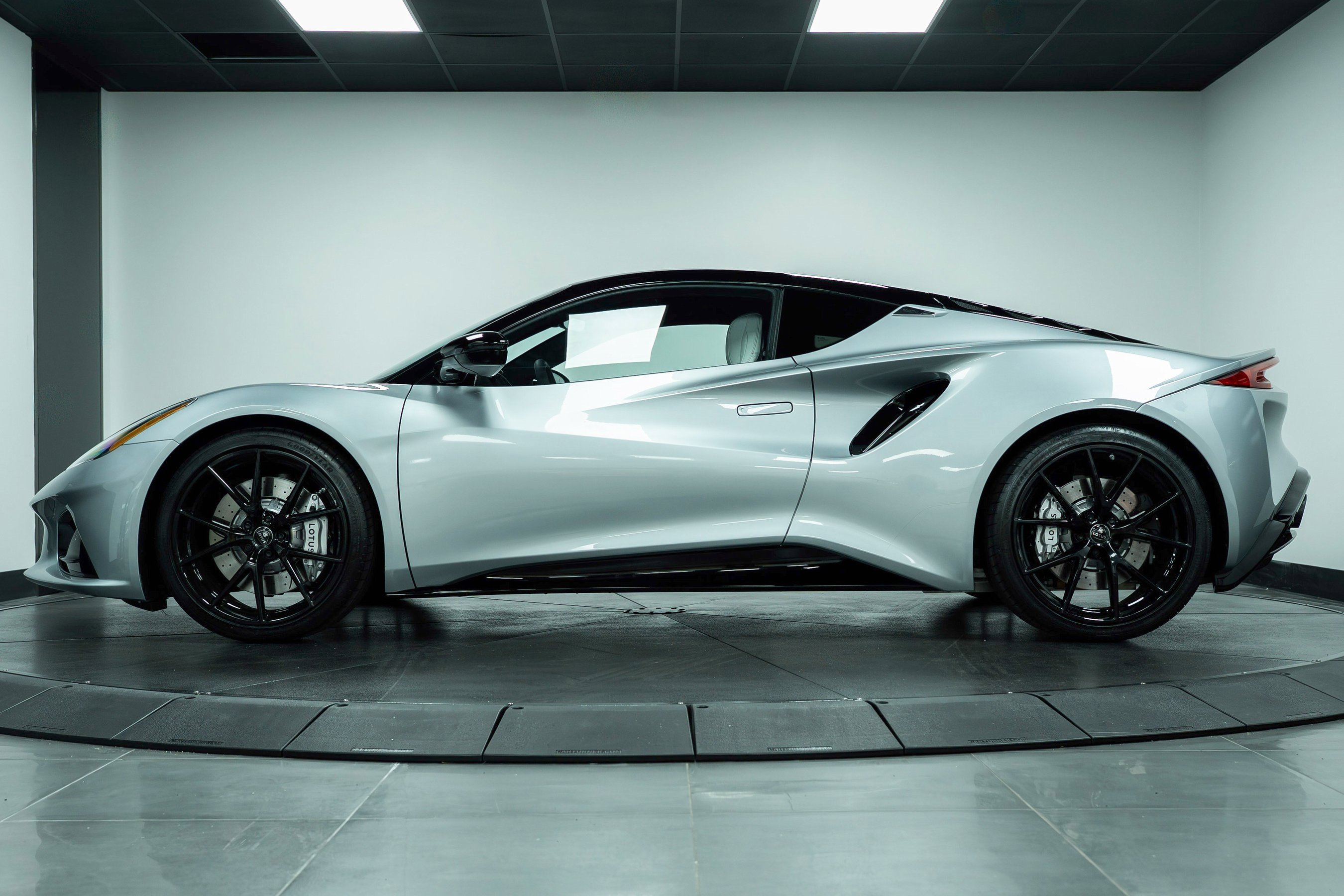 New 2026 Lotus Emira SE image 52