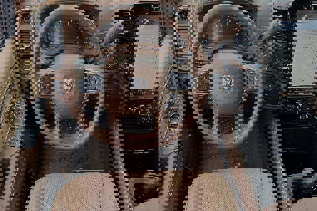 New 2024 RAM 2500 Limited w/ Safety Group image 11