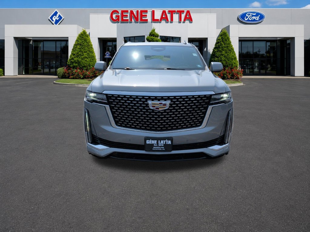 Used 2023 Cadillac Escalade Premium Luxury w/ Performance Package AWD/4WD image 11