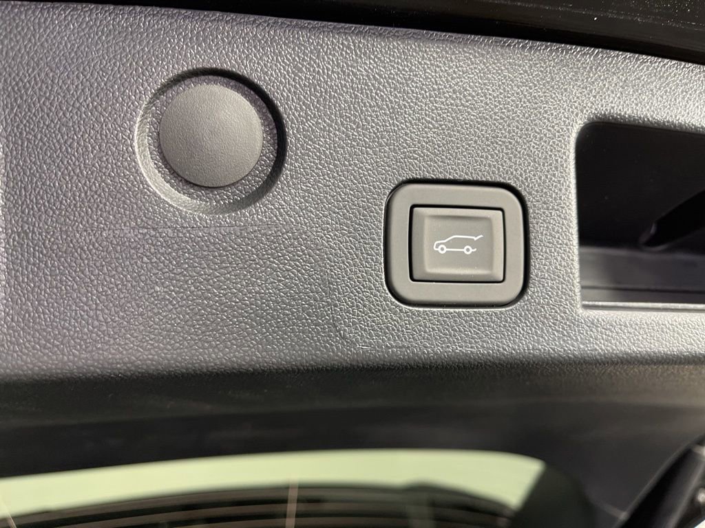 New 2026 Chevrolet Equinox RS w/ Safety and Technology Package image 25