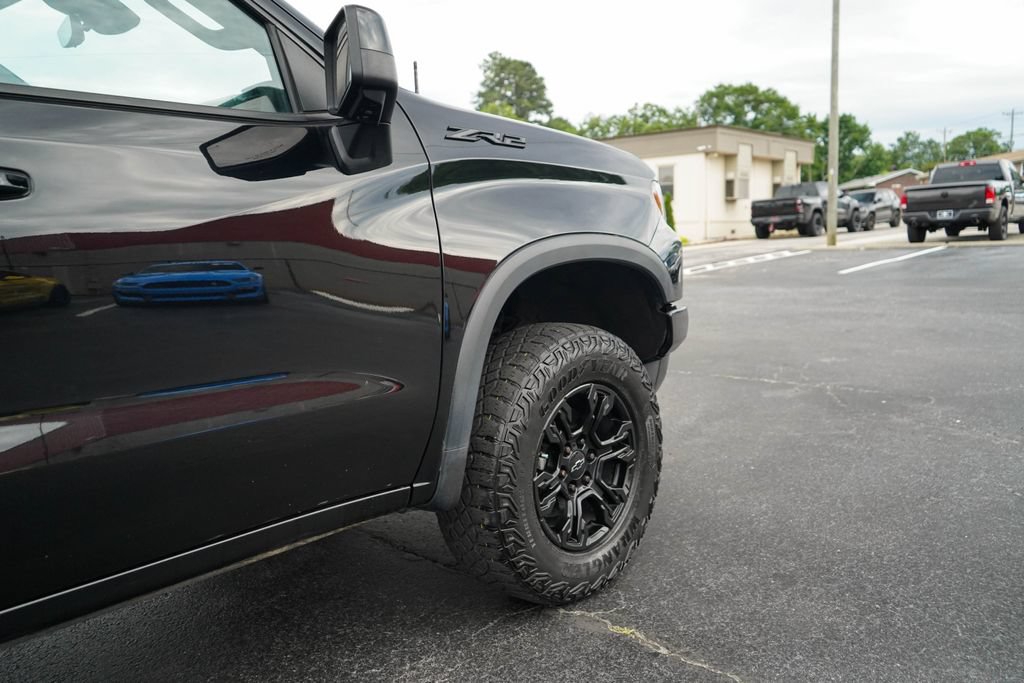 Used 2022 Chevrolet Silverado 1500 ZR2 w/ Technology Package AWD/4WD image 18