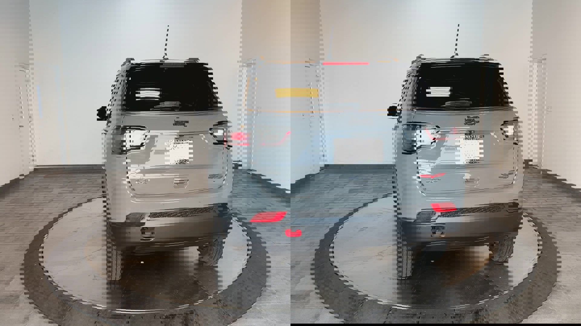 Used 2022 Jeep Compass Trailhawk w/ Trailhawk Elite Group image 7