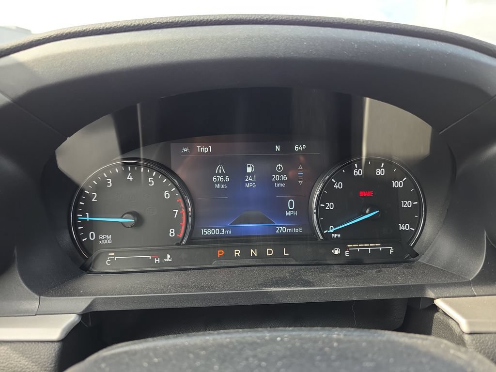 Used 2022 Ford Explorer XLT w/ Equipment Group 202A AWD/4WD image 23