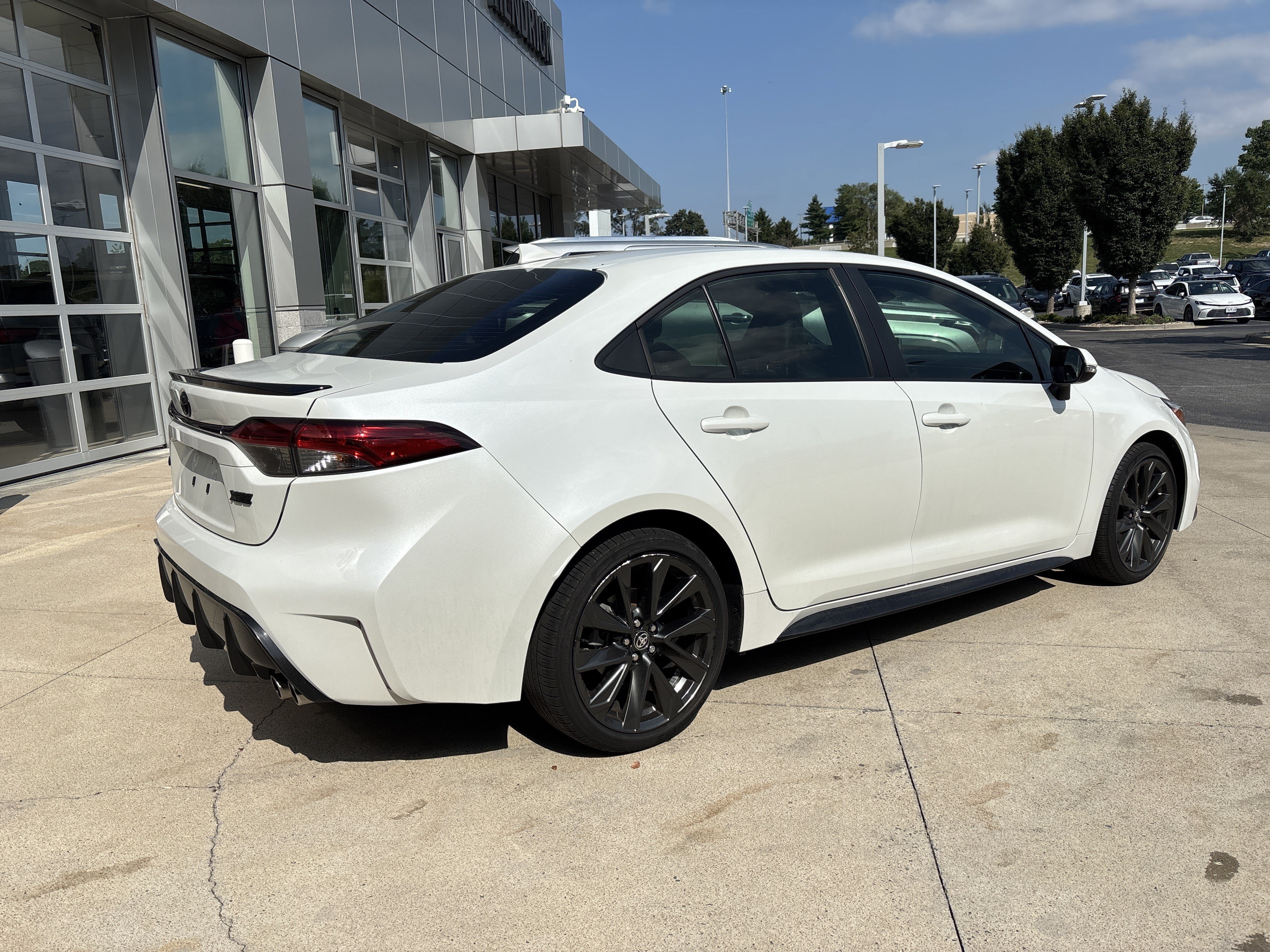 Used 2025 Toyota Corolla XSE FWD image 6