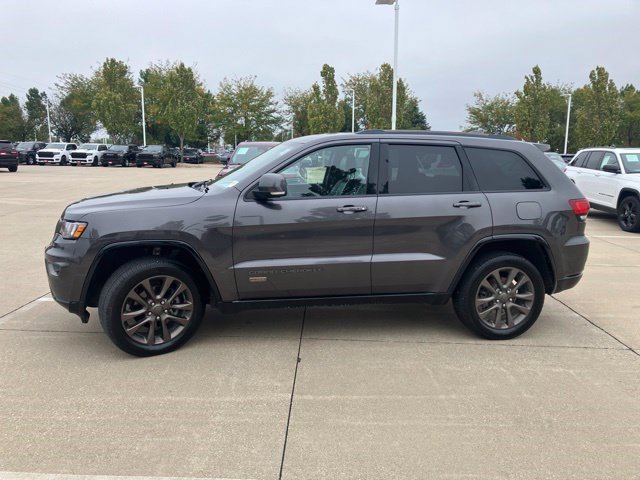 Used 2016 Jeep Grand Cherokee Limited 75th Anniversary AWD/4WD image 5