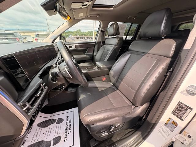 Used 2025 Hyundai Santa Fe Limited FWD image 27