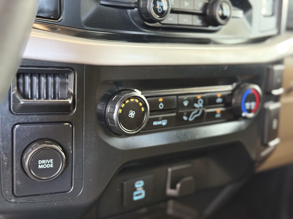 Used 2023 Ford F150 XLT image 30