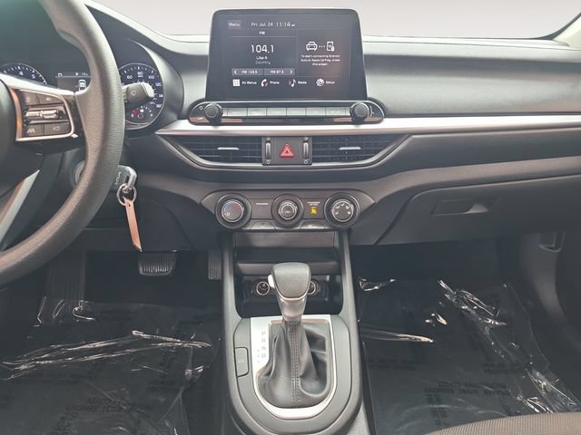 Used 2023 Kia Forte LXS FWD image 11