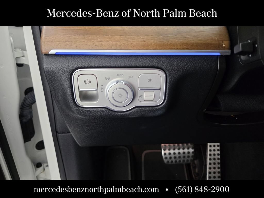 Used 2021 Mercedes-Benz GLS 580 4MATIC image 22