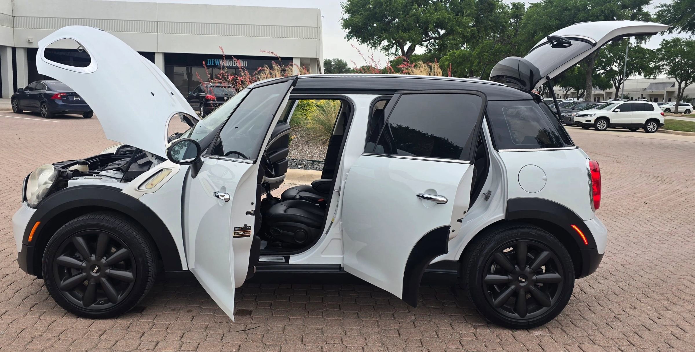 Used 2015 MINI Cooper Countryman FWD image 13