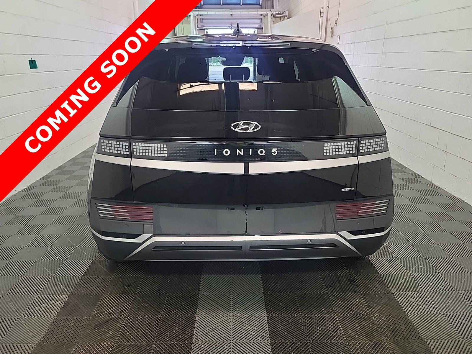 Used 2022 Hyundai Ioniq 5 SE AWD/4WD image 4