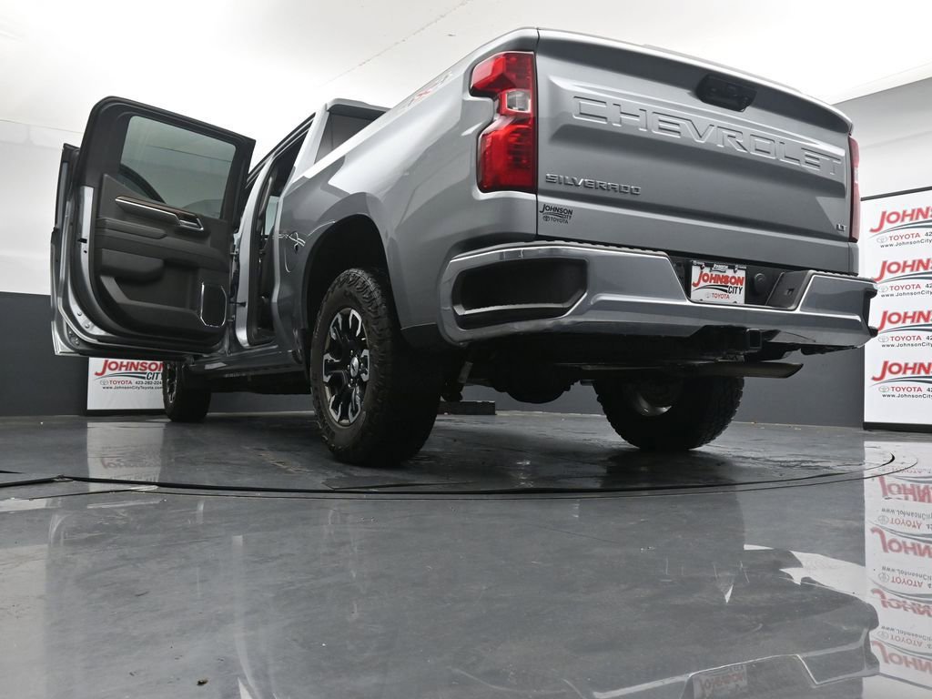 Used 2025 Chevrolet Silverado 1500 LT w/ Protection Package AWD/4WD image 44