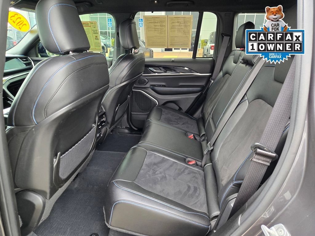 Used 2023 Jeep Grand Cherokee Trailhawk w/ Advanced Protech Group II AWD/4WD image 10