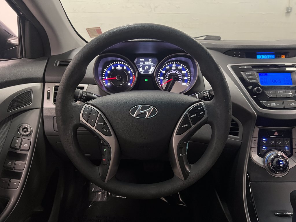 Used 2013 Hyundai Elantra GLS w/ Preferred Pkg FWD image 14