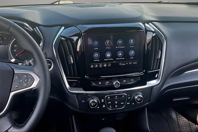 Used 2023 Chevrolet Traverse LT FWD image 9