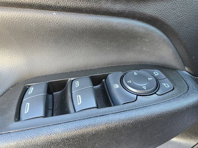 Used 2023 Chevrolet Equinox LT image 32