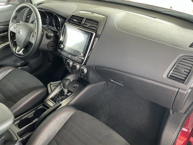 Used 2025 Mitsubishi Outlander Sport SE image 19