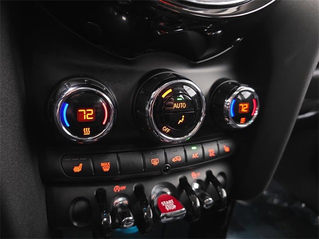 Used 2021 MINI Cooper 4-Door Hardtop w/ 6.5" Touchscreen Package image 23