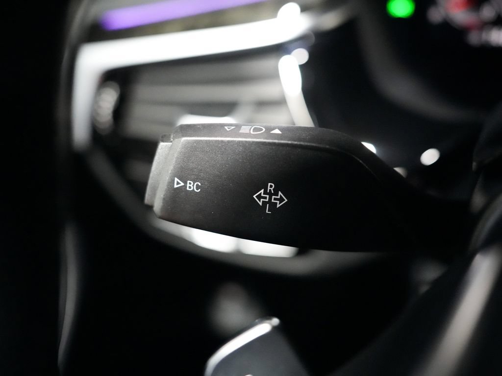 Used 2020 BMW 530i xDrive w/ Premium Package AWD/4WD image 23