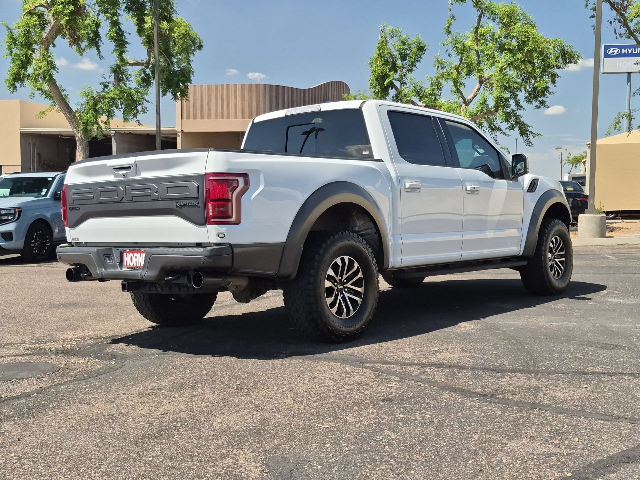 Used 2020 Ford F150 Raptor w/ Equipment Group 802A Luxury AWD/4WD image 5