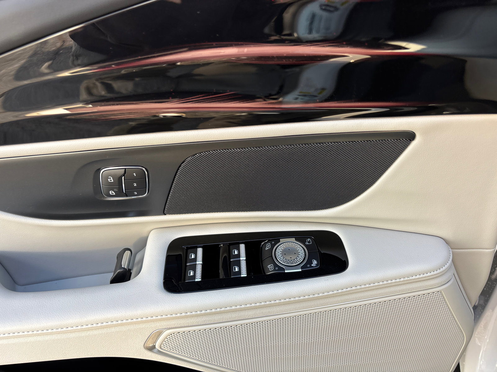 New 2026 Lincoln Nautilus Premier image 12