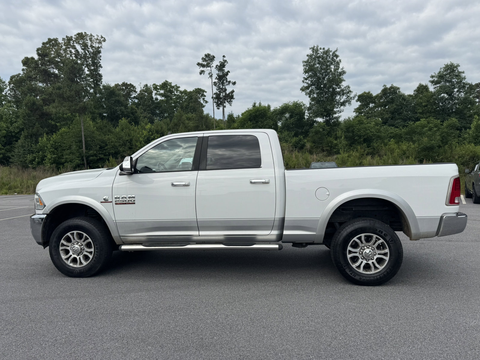 Used 2015 RAM 2500 Laramie AWD/4WD image 6