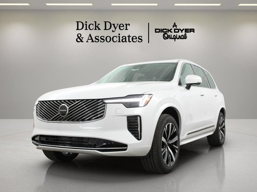New 2026 Volvo XC90 B5 Core AWD/4WD image 5
