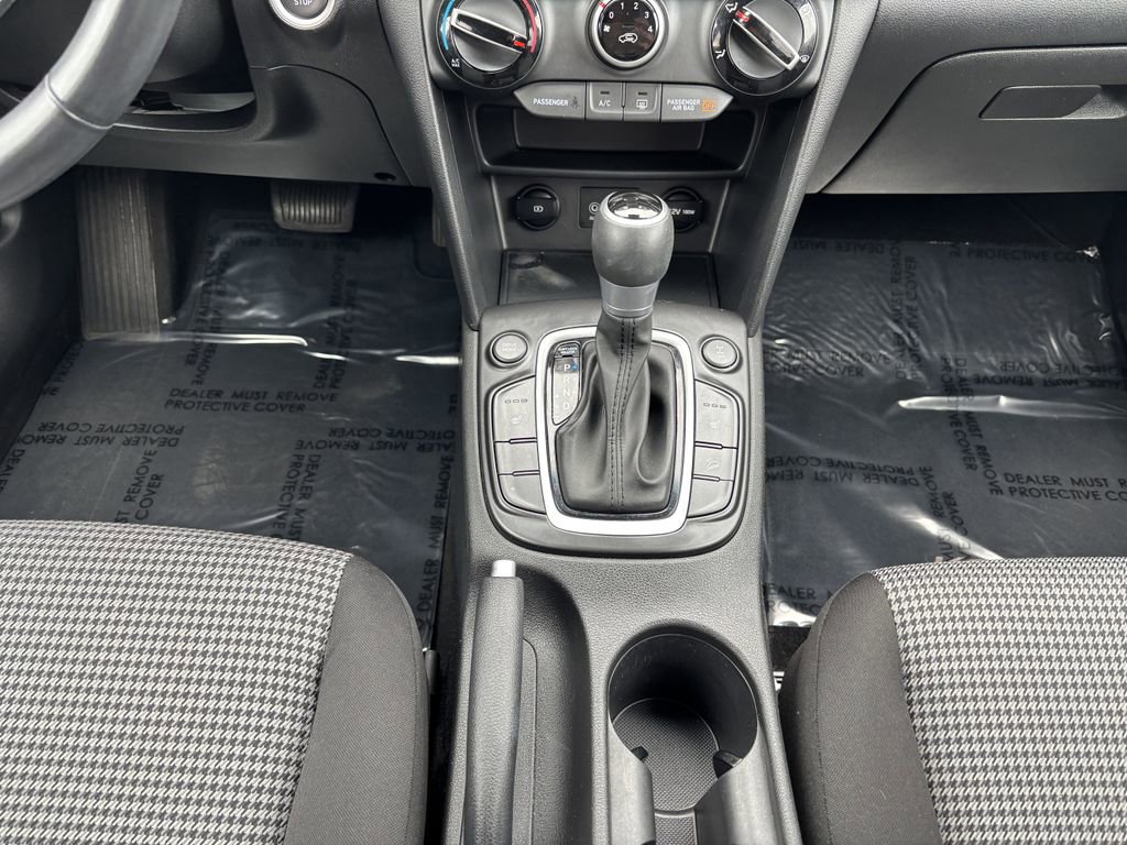 Used 2020 Hyundai Kona SEL AWD/4WD image 18