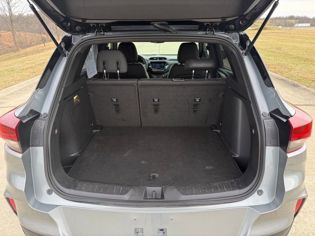 Used 2023 Chevrolet TrailBlazer RS w/ Convenience Package image 6