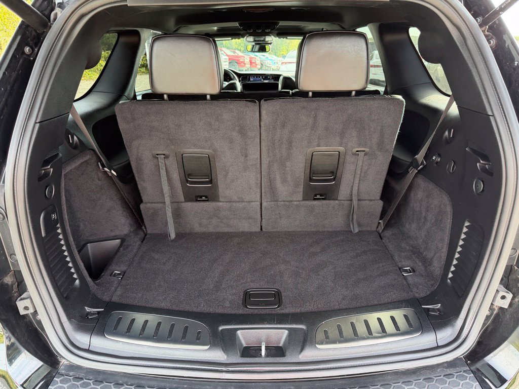 Used 2025 Dodge Durango GT AWD/4WD image 36