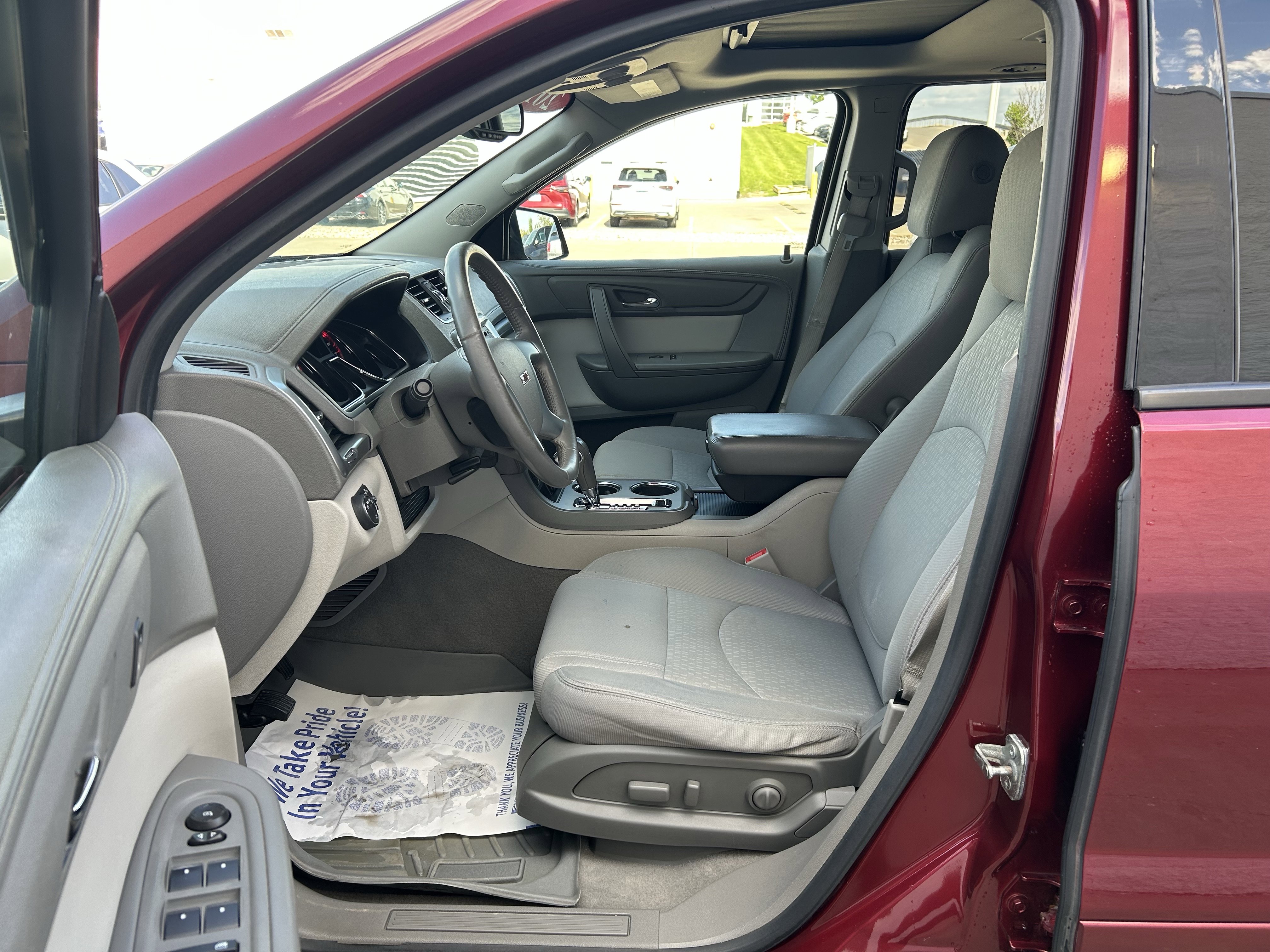 Used 2015 GMC Acadia SLE AWD/4WD image 13