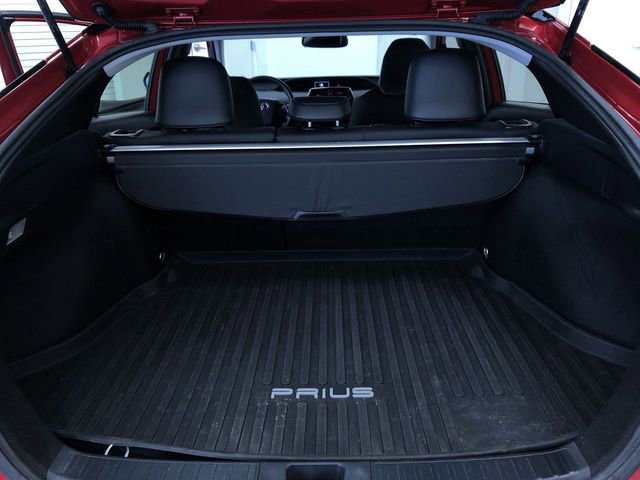 Certified 2021 Toyota Prius XLE image 30