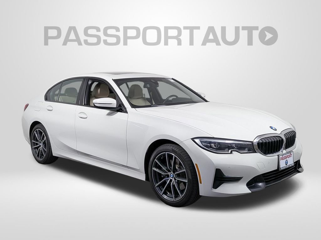 Certified 2022 BMW 330i xDrive Sedan w/ Premium Package 2 AWD/4WD image 11