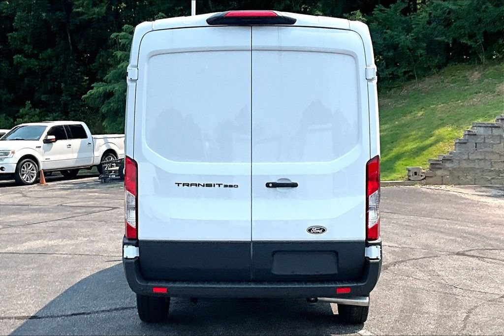 New 2026 Ford Transit 350 148 Medium Roof RWD image 4