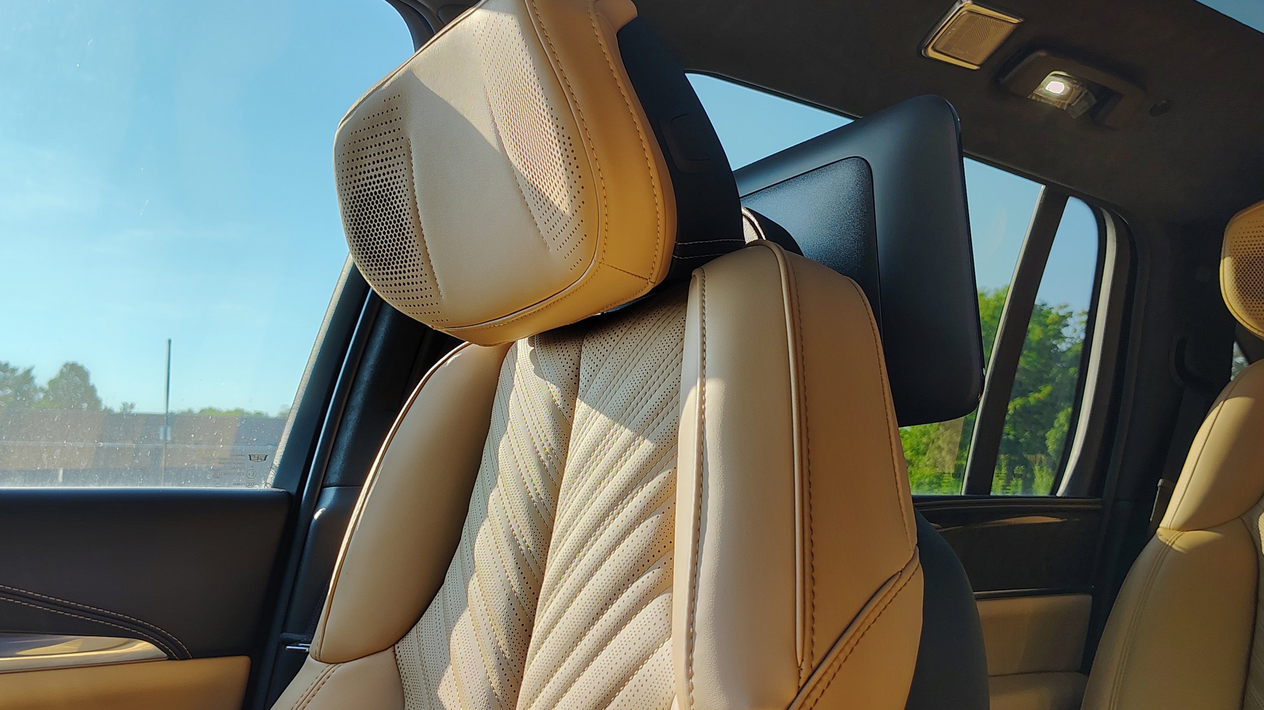 New 2025 Cadillac Escalade IQ Luxury 2 image 29