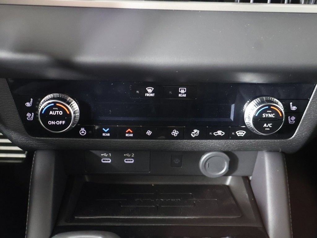 New 2026 Mitsubishi Outlander SEL Black Edition AWD/4WD image 54