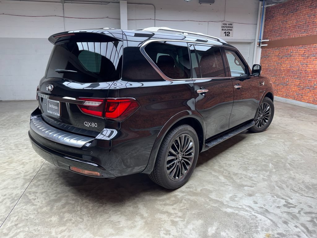 Used 2023 INFINITI QX80 Premium Select w/ Cargo Package AWD/4WD image 6