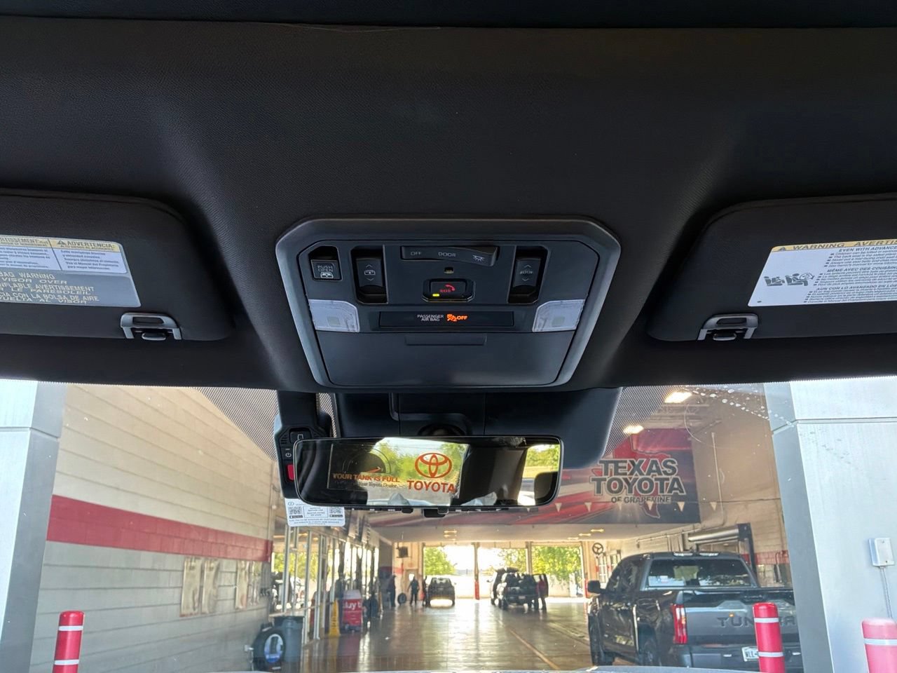New 2026 Toyota Tundra Limited AWD/4WD image 16