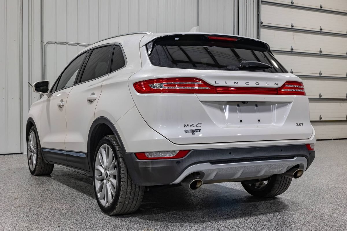 Used 2018 Lincoln MKC Reserve w/ Lincoln MKC Climate Package FWD image 3