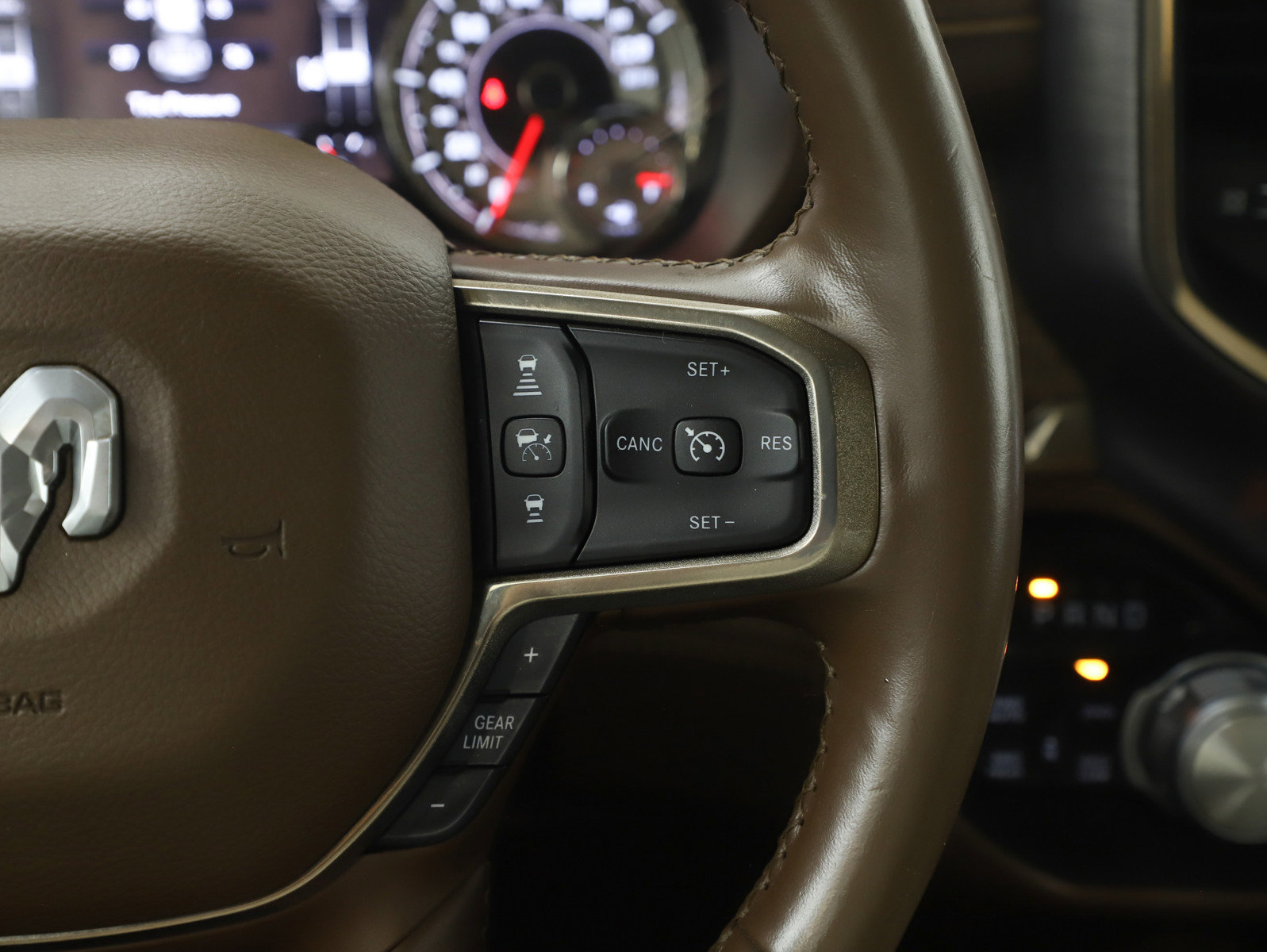 Used 2020 RAM 1500 Longhorn AWD/4WD image 29