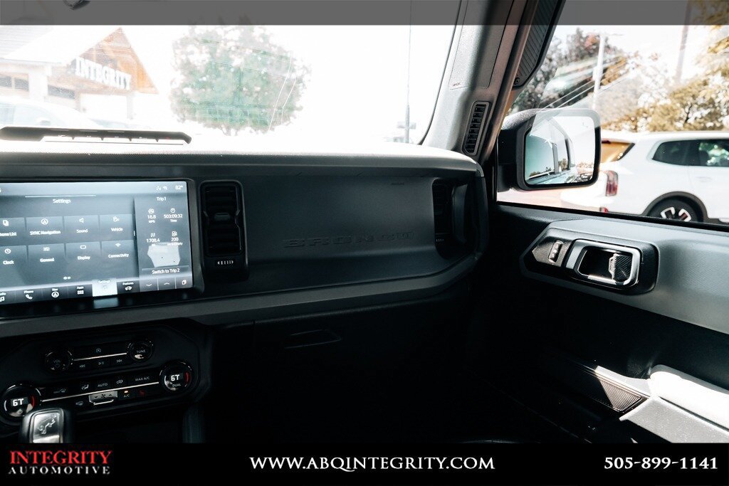 Used 2024 Ford Bronco Everglades AWD/4WD image 25