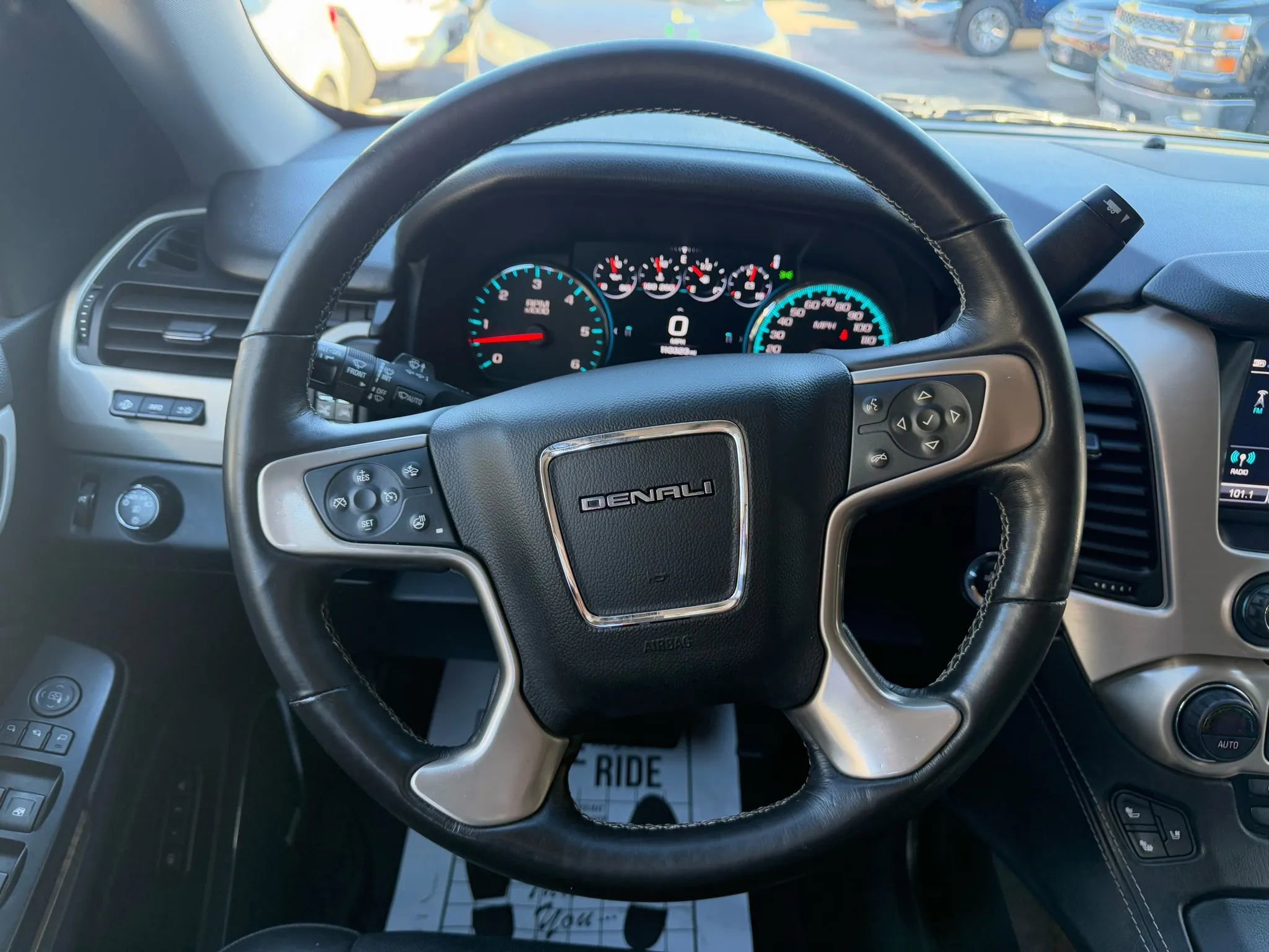 Used 2018 GMC Yukon Denali w/ Denali Ultimate Package image 11