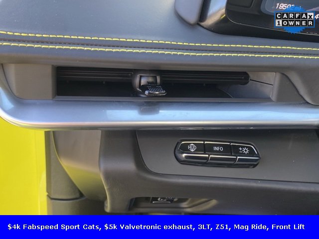 Used 2022 Chevrolet Corvette Stingray Premium Conv w/ Z51 Performance Package image 33