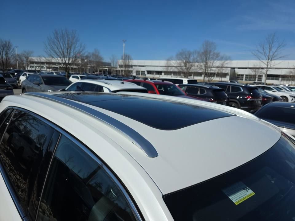 Used 2025 Volkswagen Atlas Cross Sport SEL Premium R-Line image 41